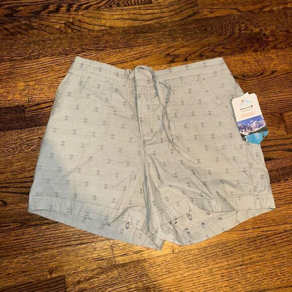 New Mountain and Isles Shorts - Picture 1 of 5